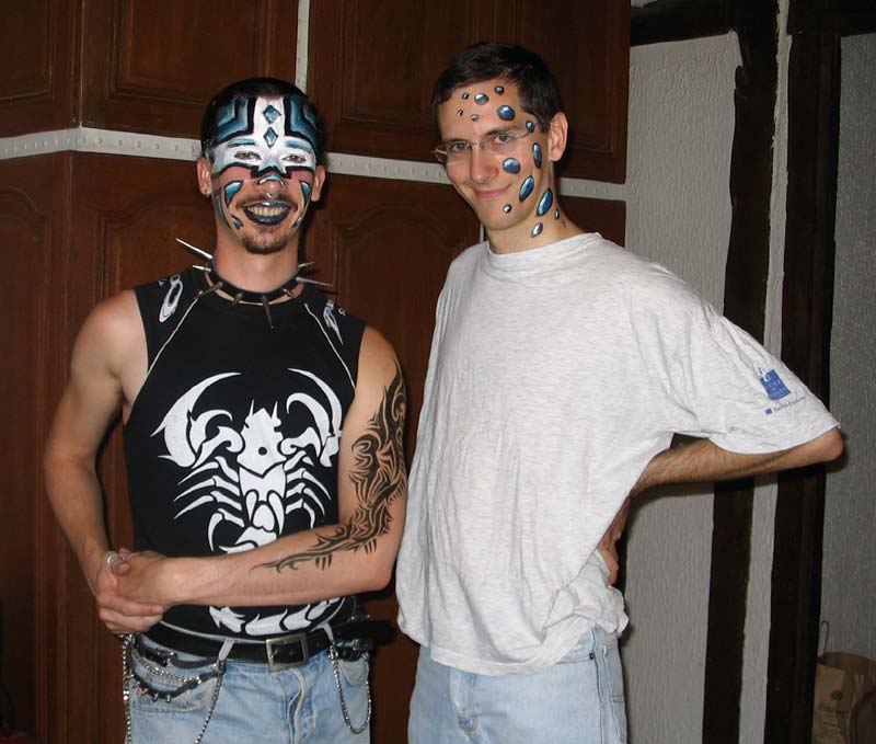 2005: Lof